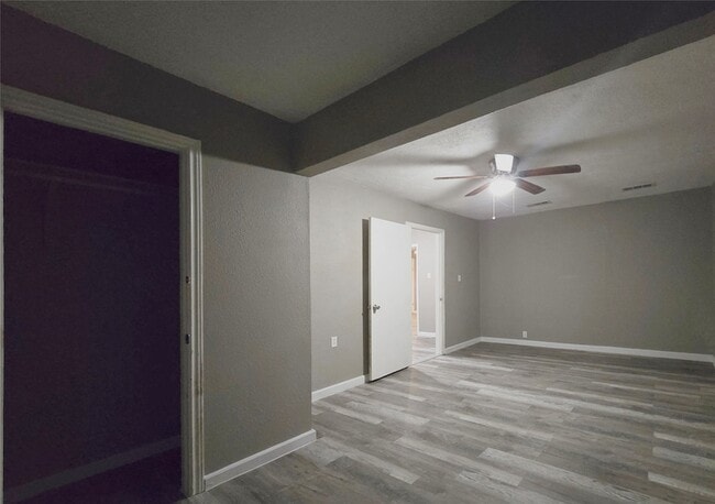 Building Photo - 12008 Bellafonte Dr