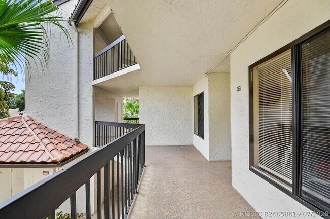 Building Photo - 10173 Mangrove Dr