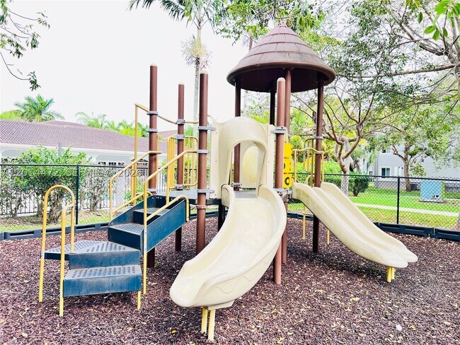 Building Photo - 15410 SW 284th St