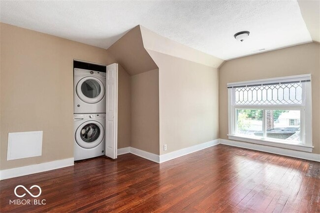 Building Photo - 509 N Meridian St