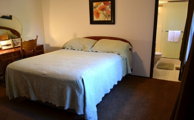 Building Photo - Single level 3BD Close to Heavenly & the casinos! Avail. for a 3–6-month seasonal lease starting ...