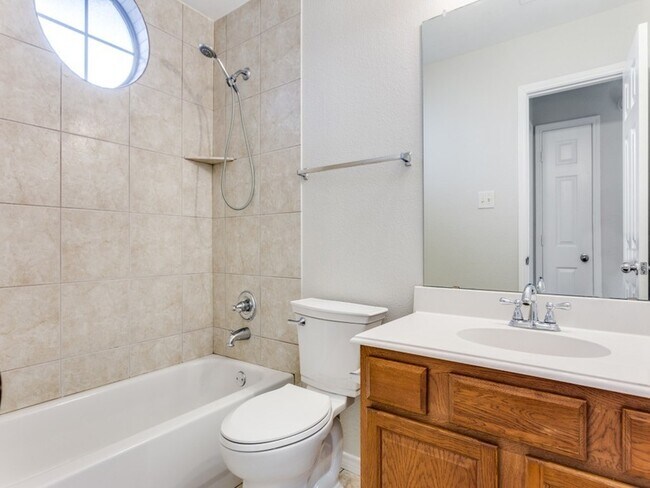 Building Photo - 6808 Terbet Ct