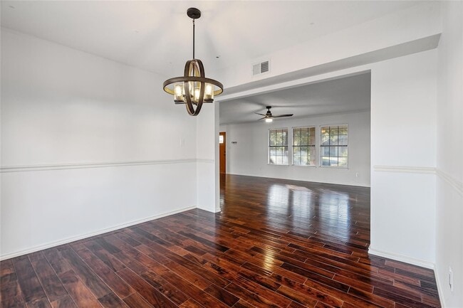 Building Photo - 1801 Broken Shoe Cove