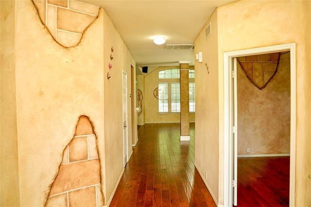 Building Photo - 6018 Blue Oak Dr