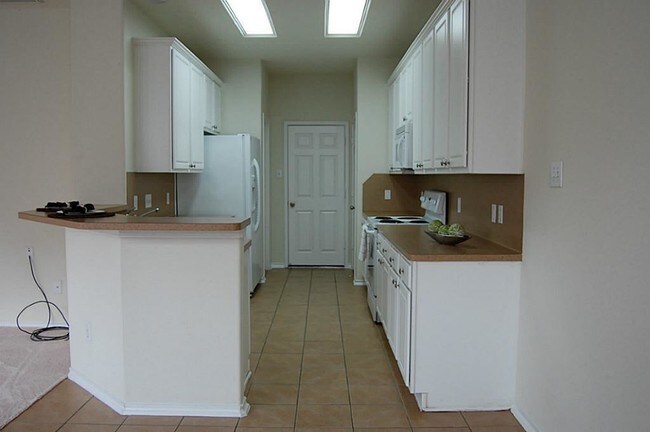 Building Photo - 182 N Burberry Park Cir