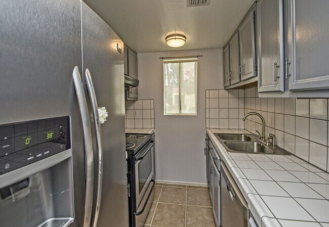 Building Photo - 8510 N Central Ave