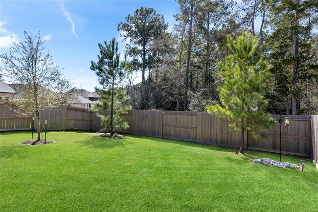 Building Photo - 845 Spruce Pine Dr