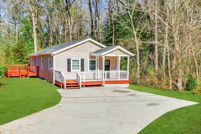 Building Photo - 3464 Linecrest Rd