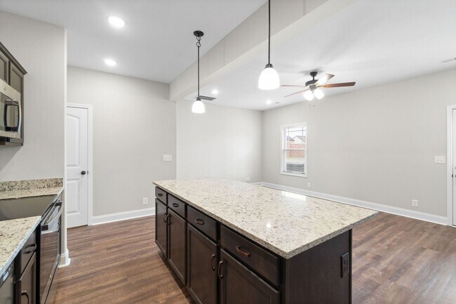 Building Photo - 338 Fallow Cir