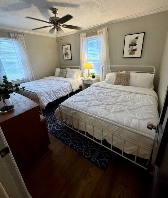 Building Photo - 6735 Dale Ave