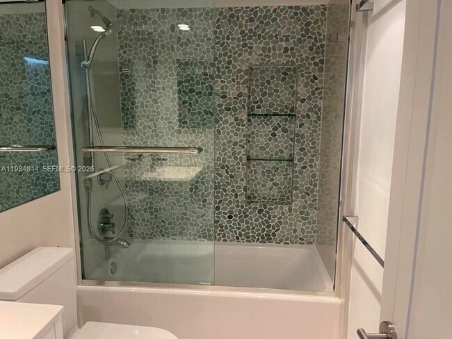 Building Photo - 11113 Biscayne Blvd