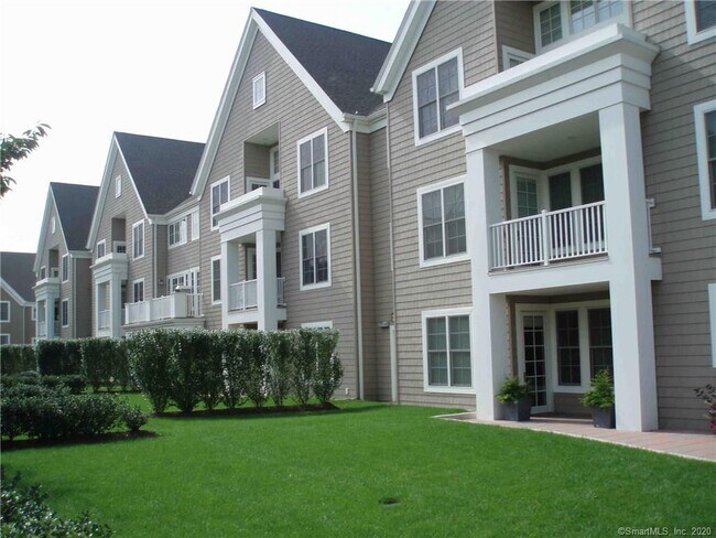 Building Photo - 77 Havemeyer Ln