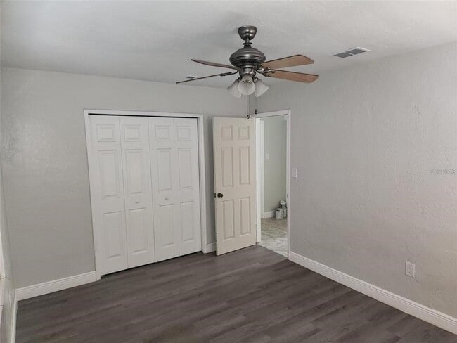 Building Photo - 843 Wessex Pl