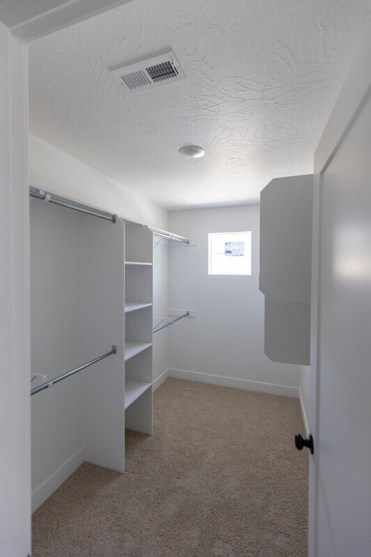 Building Photo - 4514 E Silver Moon Dr