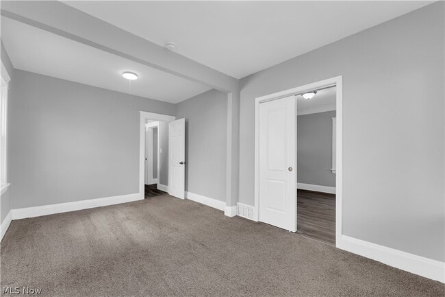 Building Photo - 18810 Arrowhead Ave