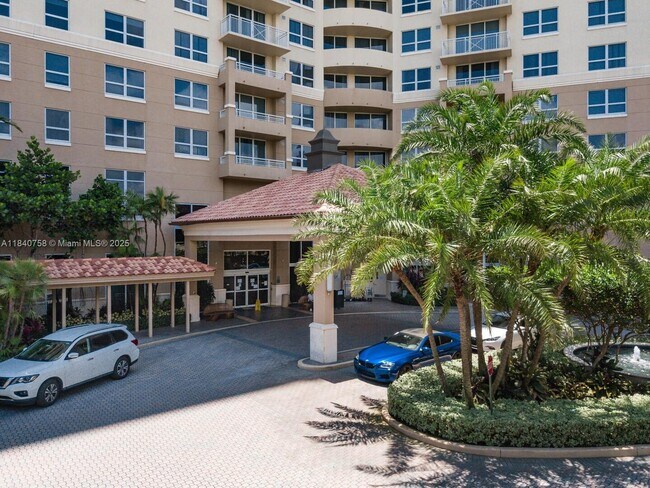 Building Photo - 19501 W Country Club Dr