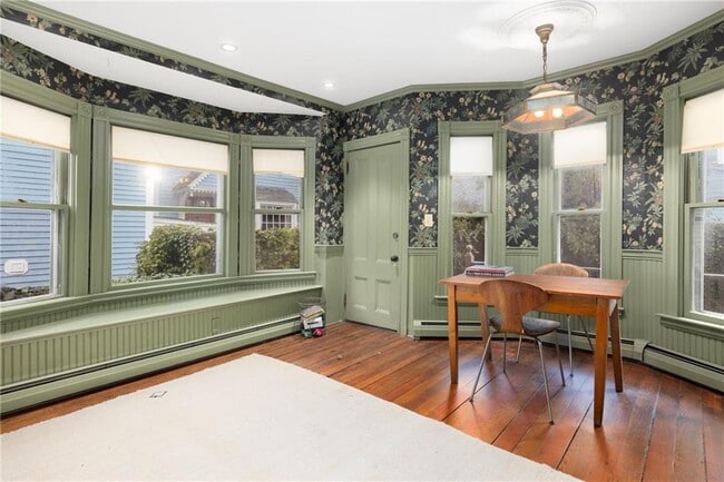 Building Photo - 6 Cozzens Ct