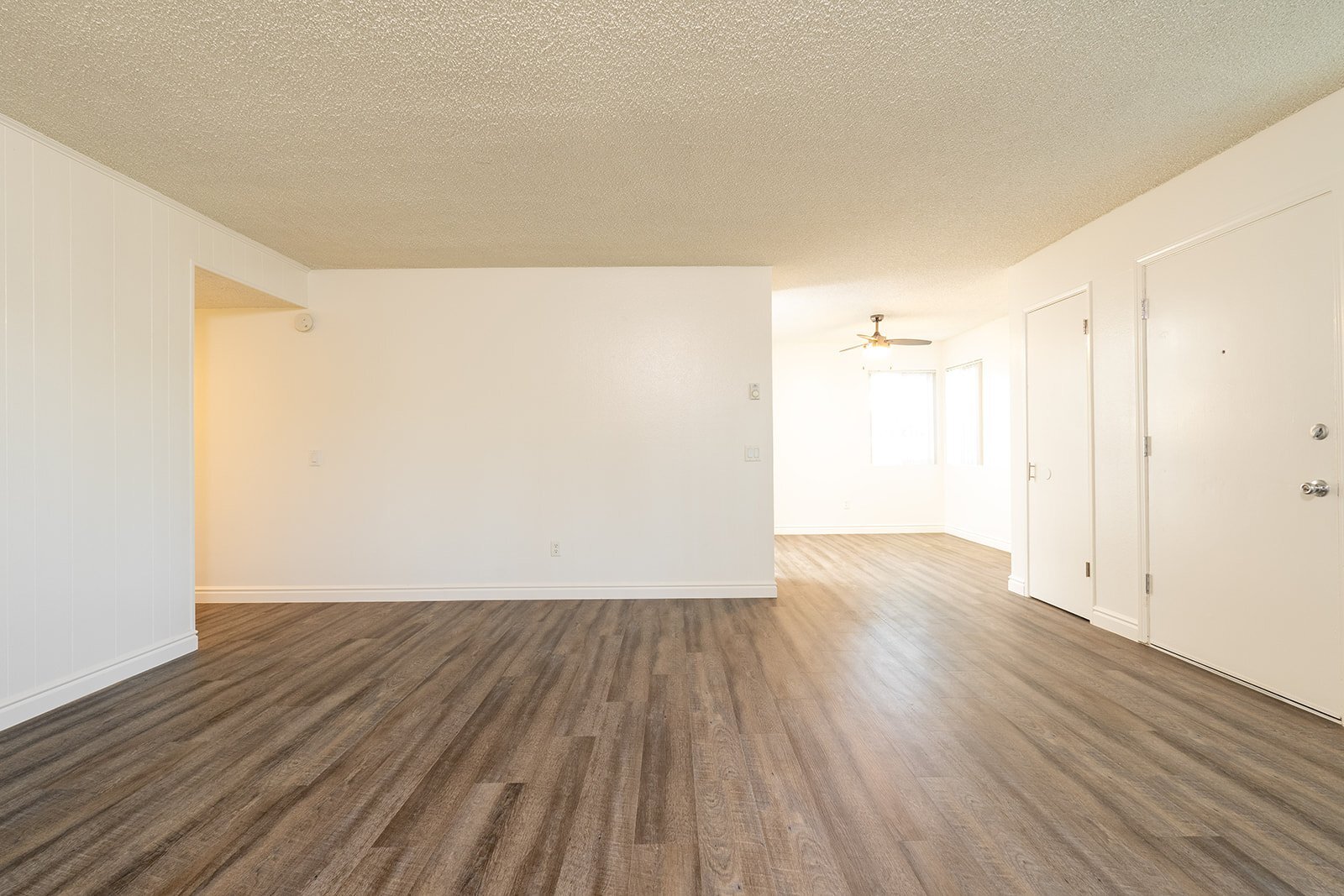Building Photo - 1125 Meadow Lake Dr