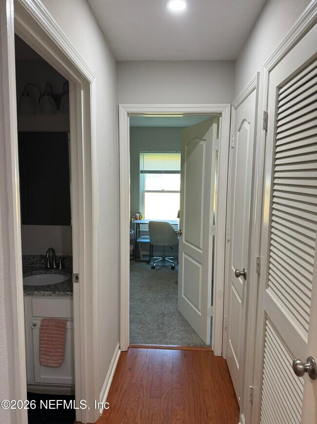 Building Photo - 1189 Summer Bluff Rd