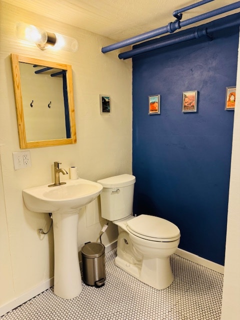 Building Photo - 102 McLeod Ave