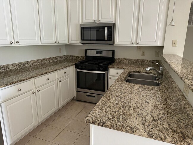 Building Photo - 1 Bed 1 Bath Apartment Northwest Columbus