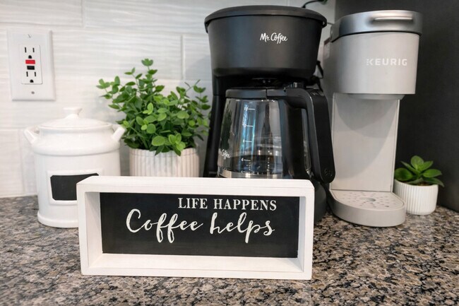 Building Photo - 10315 Rougemont Ln