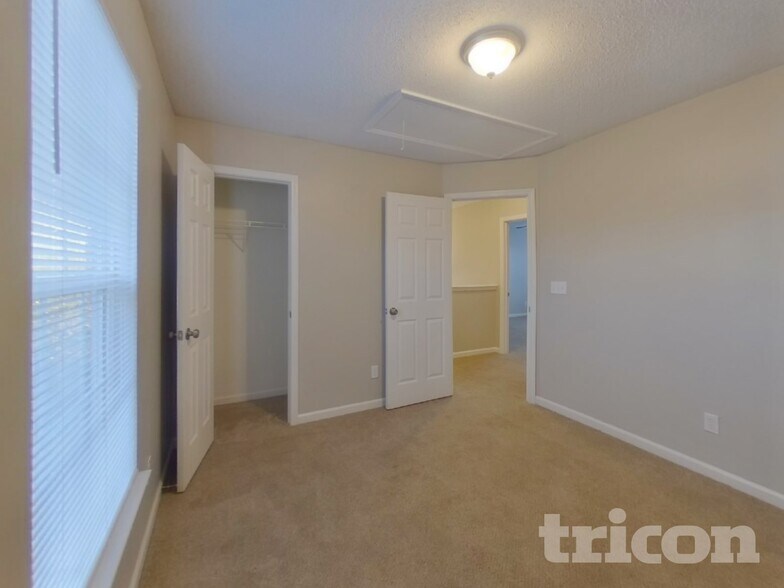 Building Photo - 11830 Cheviott Hill Ln