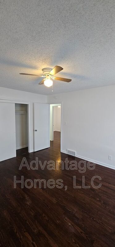 Building Photo - 9625 Beacon Ave