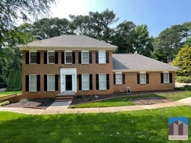 Building Photo - 1501 Eryn Cir