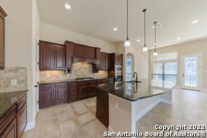 Building Photo - 16910 Sonoma Ridge