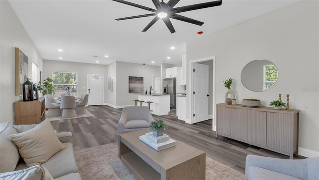 Building Photo - 1901 31st St S