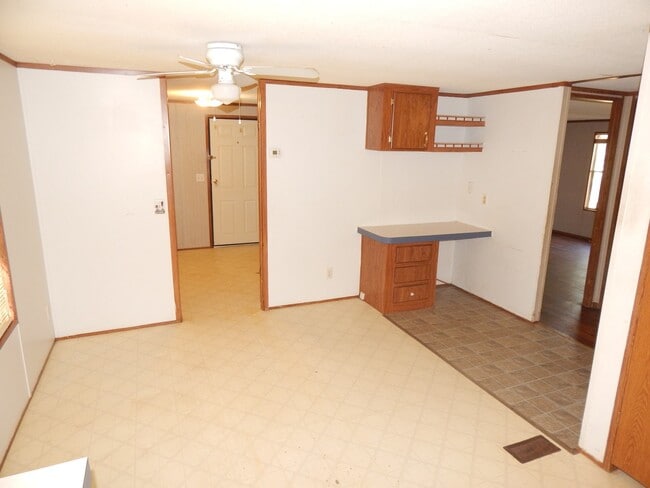 Building Photo - Spacious 3 Bedroom, 2 Bath Double-Wide Mobile Home