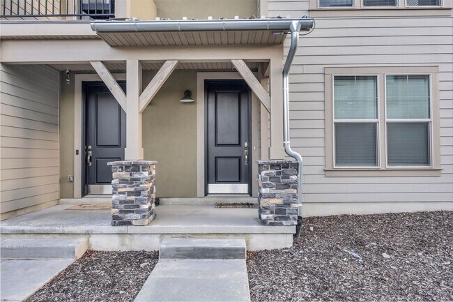 Building Photo - Wasatch Springs Gem