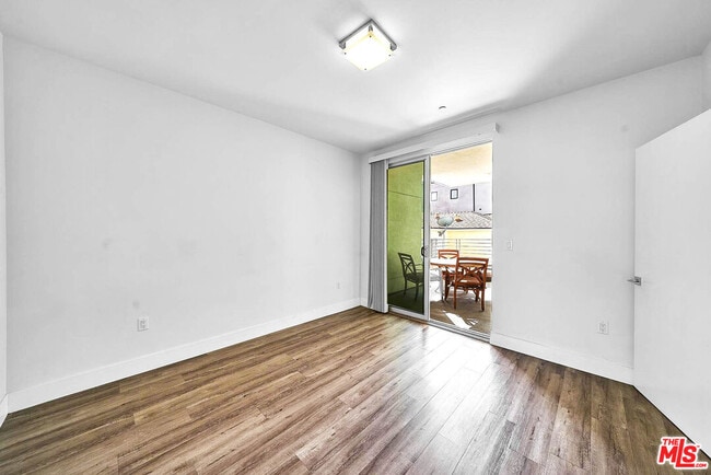 Building Photo - 1101 S Harvard Blvd