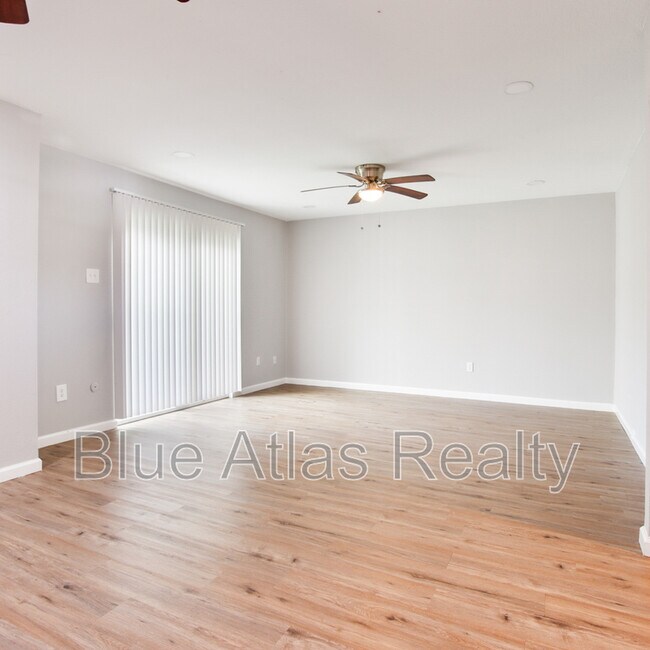 Building Photo - 412 Arborview Dr