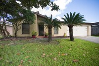 Building Photo - 16031 Windom Dr