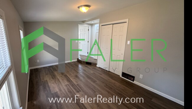 Building Photo - Freshly Updated and Ready to Move In!