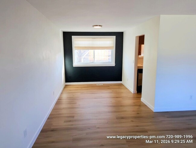 Building Photo - QUAINT SPLIT LEVEL IN MORRISON