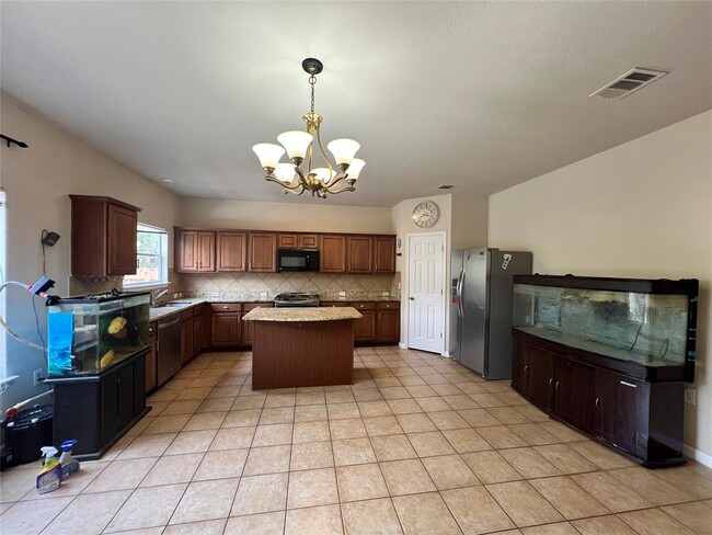 Building Photo - 10924 Reliance Creek Dr
