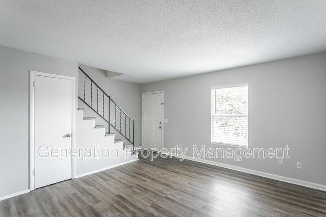 Building Photo - 4405 Delashmitt Rd