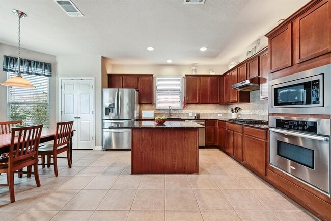 Building Photo - 138 Tranquility Mountain