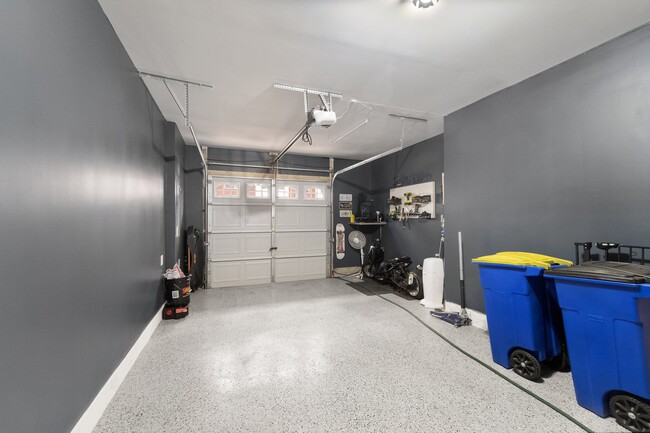 Building Photo - 7943 Potter Pl