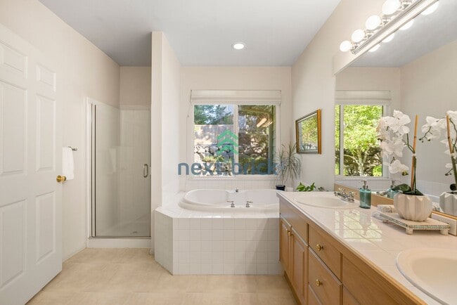 Building Photo - Stunning 3 BEDS & 2 BATH SINGLE FAMILY HOUSE FOR RENT