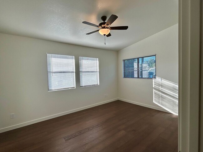 Building Photo - 1601 San Pascual St