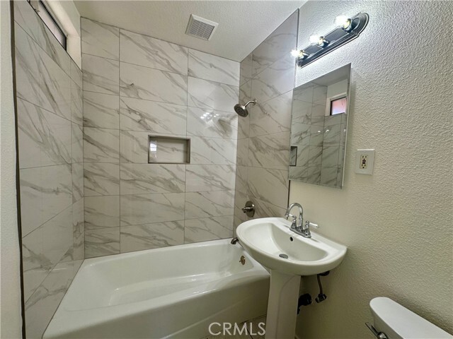 Building Photo - 5775 Trinidad Way