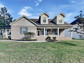 Building Photo - 8440 Lawnpark Dr