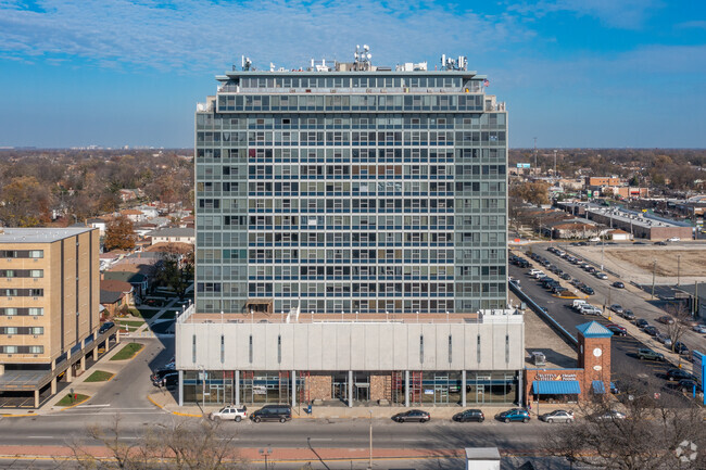 Building Photo - Cameo Towers