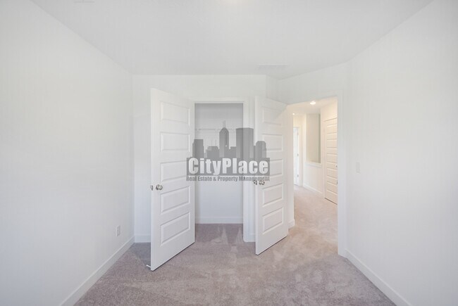 Building Photo - 6574 Halsey St