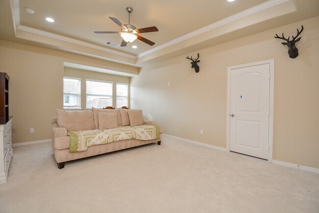 Building Photo - 6302 Kennedy Hills Ct