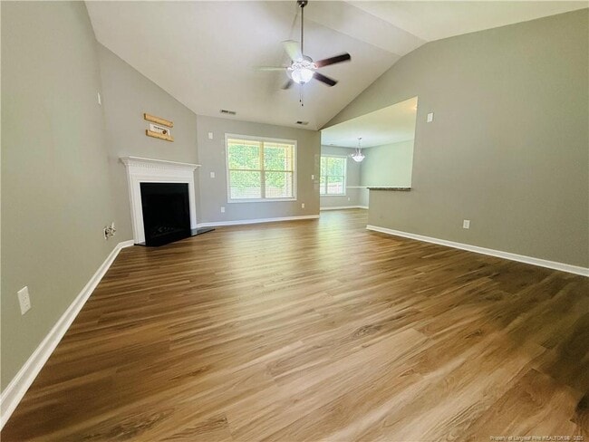 Building Photo - 152 Ladden Ln